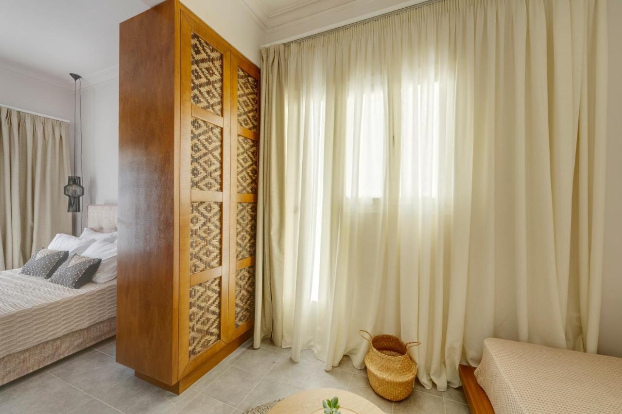 Nomadic Cozy Rooms Ermoupoli Bagian luar foto