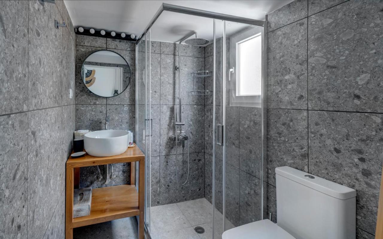 Nomadic Cozy Rooms Ermoupoli Bagian luar foto