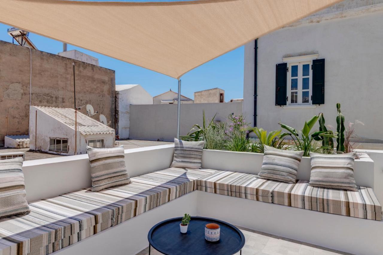 Nomadic Cozy Rooms Ermoupoli Bagian luar foto